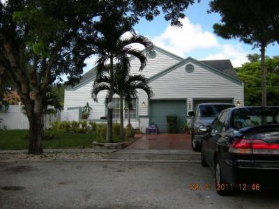 1000 Sw 85 Ave, Pembroke Pines, FL 33025