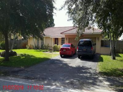 10182 Ramblewood Drive, Coral Springs, FL 33071