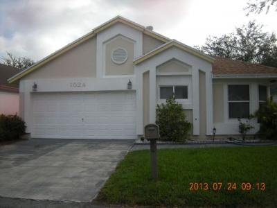 1024 W Jasmine Ln, North Lauderdale, FL 33068