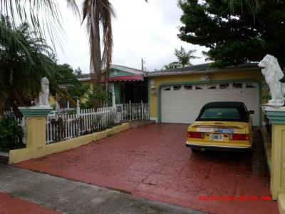 10670 Nw 28 Pl, Sunrise, FL 33322