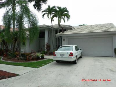 1135 Fairfax Ln, Weston, FL 33326