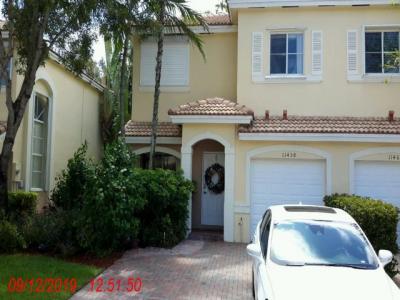 11458 Nw 33 St, Sunrise, FL 33323