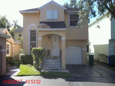 11822 Nw 13 St, Pembroke Pines, FL 33026