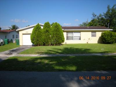 1391 Nw 54 Avenue, Lauderhill, FL 33313