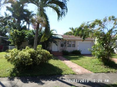 1512 Wiley St, Hollywood, FL 33020