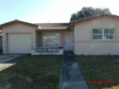 1705 N 44 Ave, Hollywood, FL 33021