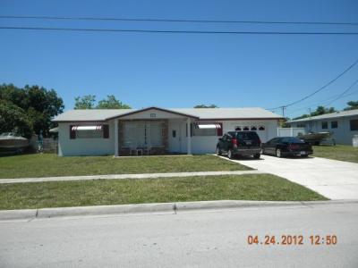 1707 E River Dr, Margate, FL 33063