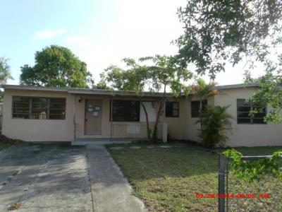 1753 Lauderdale Manor Dr, Fort Lauderdale, FL 33311