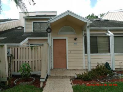 1828 Runners Way, North Lauderdale, FL 33068