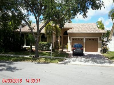 18303 Nw 15 Ln, Pembroke Pines, FL 33029