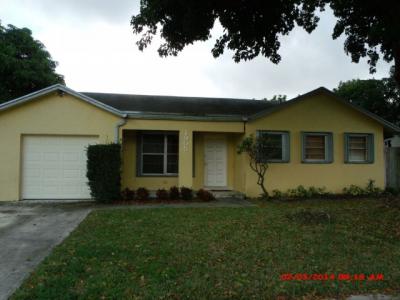 1905 Sw 82 Ave, North Lauderdale, FL 33068