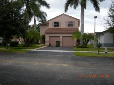 19267 Nw 22 St, Pembroke Pines, FL 33029