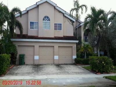 19850 Nw 9 Dr, Pembroke Pines, FL 33029