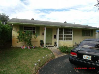 2002 N 39 Ave, Hollywood, FL 33021