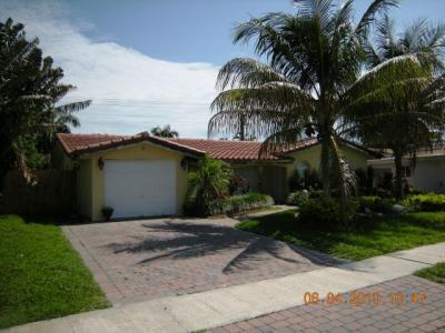 2185 Ne 61 Ct, Fort Lauderdale, FL 33308