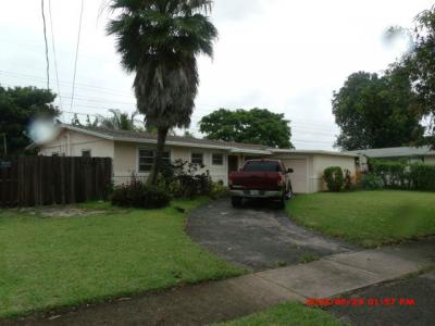 221 Nw 49 Ave, Plantation, FL 33317