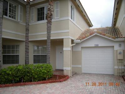 2269 Nw 171 Ter, Pembroke Pines, FL 33028