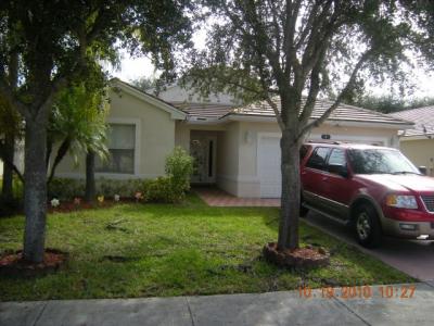 2411 Nw 184 Ter, Pembroke Pines, FL 33029