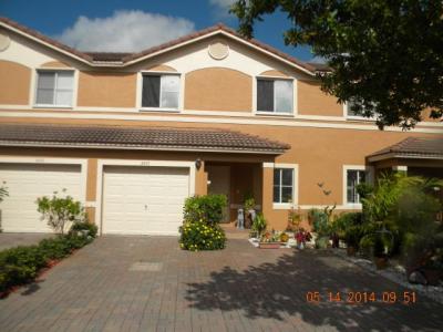 2475 Nw 98 Ln, Sunrise, FL 33322