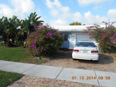 2541 N Cypress Rd, Pompano Beach, FL 33064