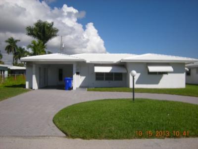 267 Bombay Ave, Lauderdale By The Sea, FL 33308