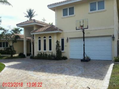 2724 Ne 35 Street, Fort Lauderdale, FL 33306