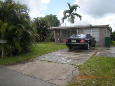 2748 Sw 46 Ct, Dania Beach, FL 33312