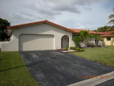 2794 Nw 121 Dr, Coral Springs, FL 33065