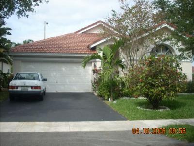 2865 Nw 70 Ave, Margate, FL 33063