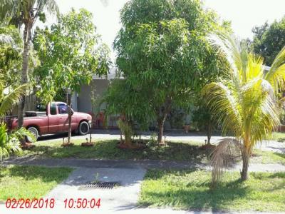 2930 Nw 44 Ter, Lauderdale Lakes, FL 33313