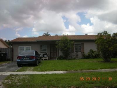 324 Sw 80 Ter, North Lauderdale, FL 33068