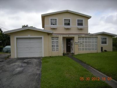 3291 Nw 37 St, Lauderdale Lakes, FL 33309