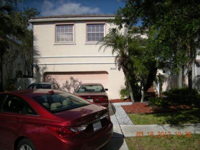 332 Nw 153 Ln, Pembroke Pines, FL 33028