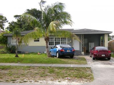 3350 Auburn Blvd, Fort Lauderdale, FL 33312