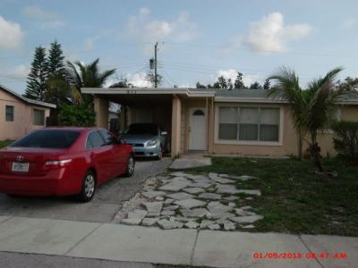 411 Ne 43 St, Deerfield Beach, FL 33064