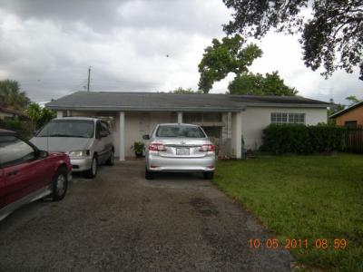 4633 Sw 28 Ave, Dania Beach, FL 33312