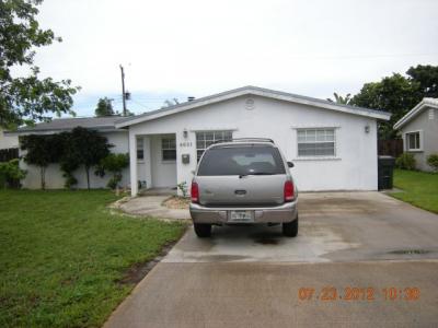 4651 Ne 3 Ter, Oakland Park, FL 33334