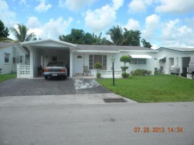 4701 Nw 43 St, Lauderdale Lakes, FL 33319