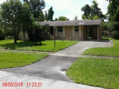 4720 Nw 3 St, Plantation, FL 33317