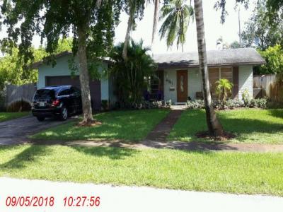 4791 Nw 2 Court, Plantation, FL 33317