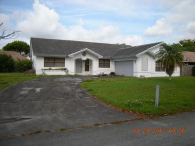 4841 E Roundtable Rd, Davie, FL 33331