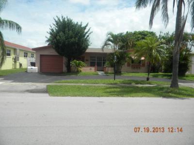 4891 Nw 39 St, Lauderdale Lakes, FL 33319