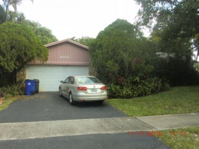 4904 Sw 11 Place, Margate, FL 33068