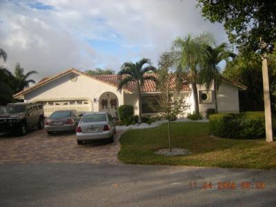 4905 Nw 49 Ave, Coconut Creek, FL 33073