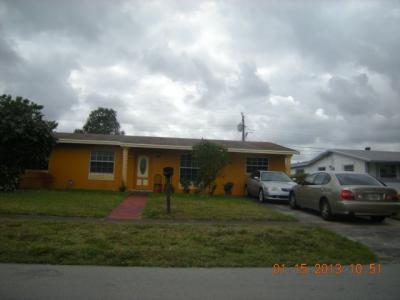 4930 Nw 13 Ct, Lauderhill, FL 33313