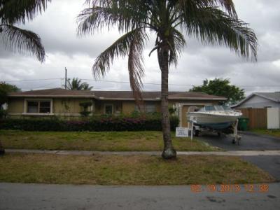 4940 Nw 18 St, Lauderhill, FL 33313