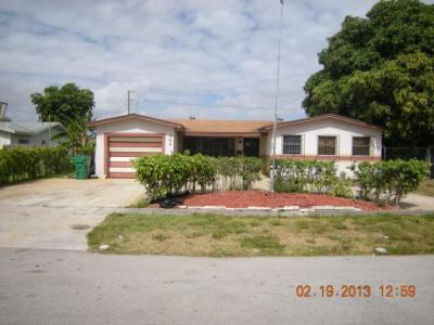 5021 Nw 18 St, Lauderhill, FL 33313