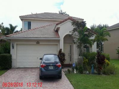 5122 Woodfield Way, Coconut Creek, FL 33073