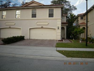 5139 Stagecoach Dr, Coconut Creek, FL 33073