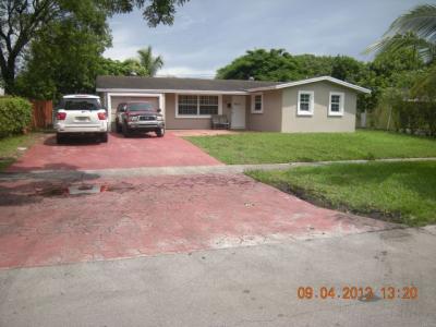 5401 Nw 11 St, Lauderhill, FL 33313